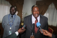 Communiqué de presse: Monsieur Doudou Diène (expert indépendants des Droits de l’Homme de l’Onu) annonce une assistance humaine aux veuves et orphelins